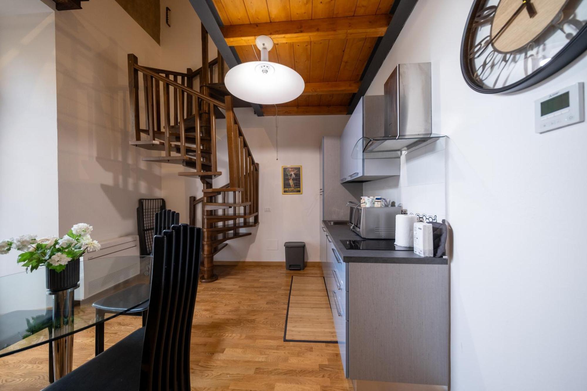 Lungarno Buozzi 7 Apartments Pisa Bagian luar foto