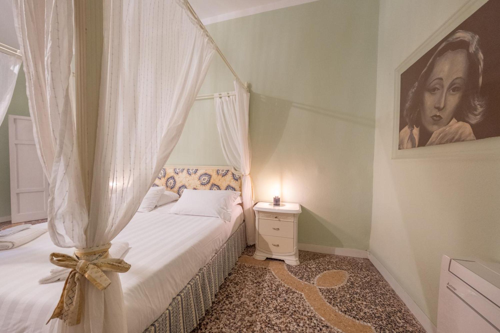 Lungarno Buozzi 7 Apartments Pisa Bagian luar foto